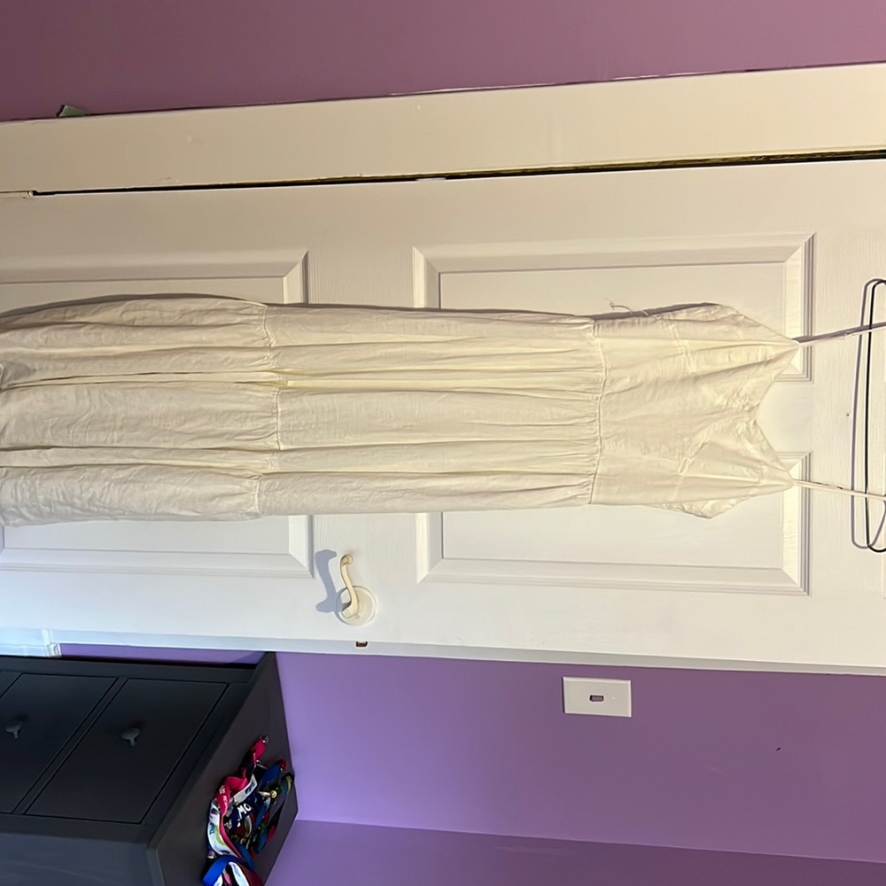 White maxi dress